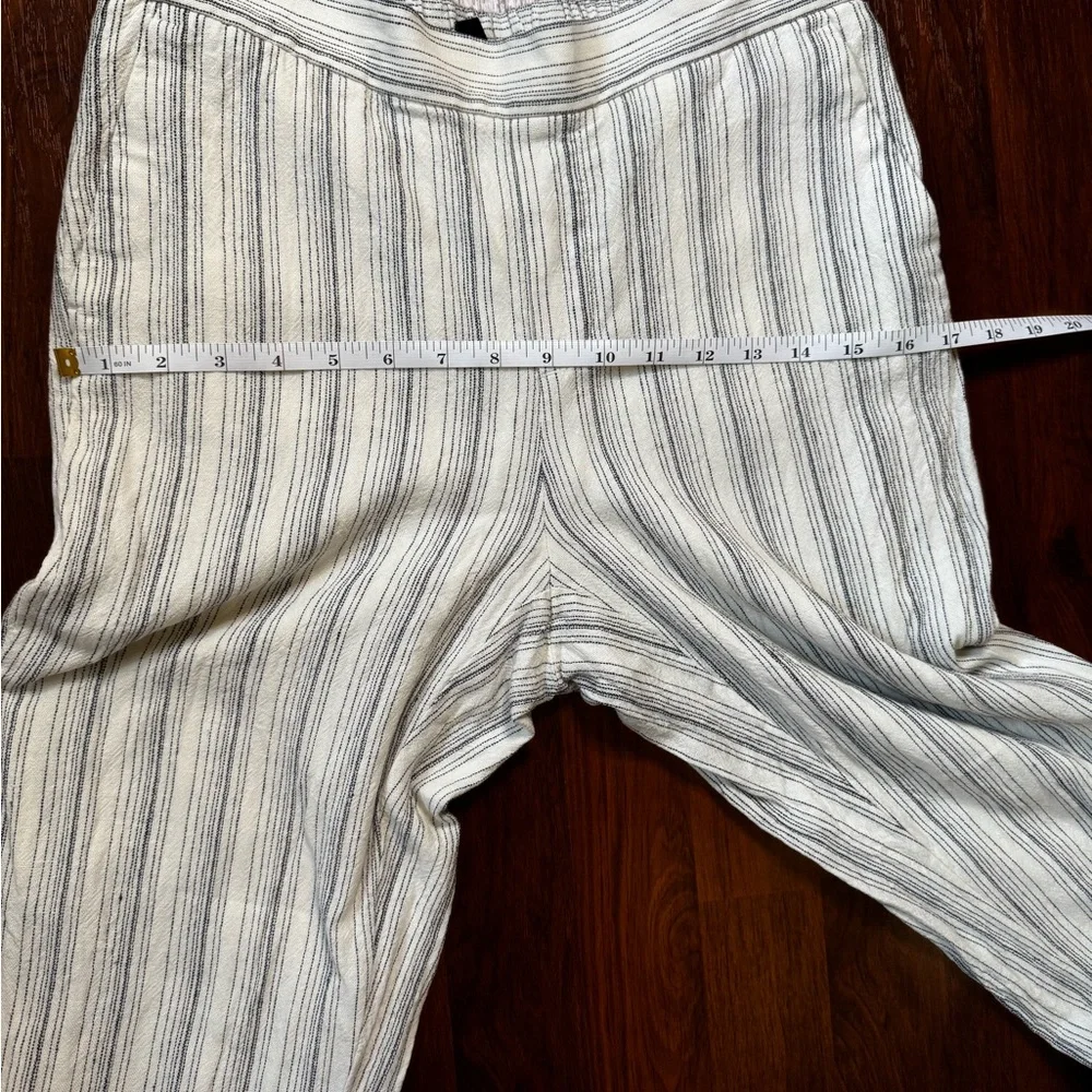 Banana Republic Hayden Blue and White Striped Cropped Pants Linen Blend Sz 6